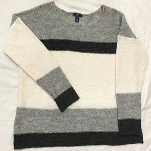 Gap Sweater open to offers
